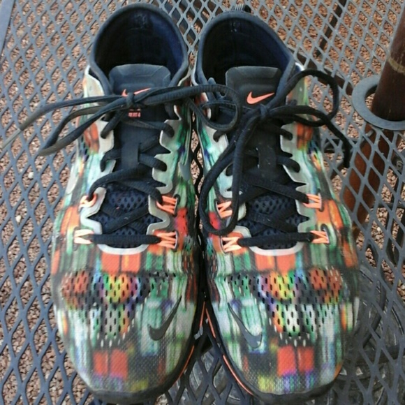 Nike Shoes - 💃Nike Free 5.0 Tr Fit 4 Running 💃